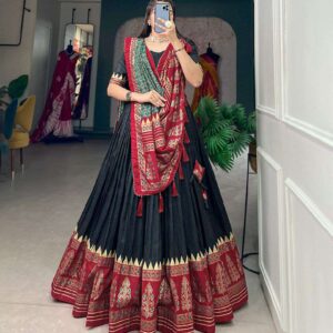 Women's Stitched Ethnic Lehenga Choli with Zari Border and Contrast Dupatta